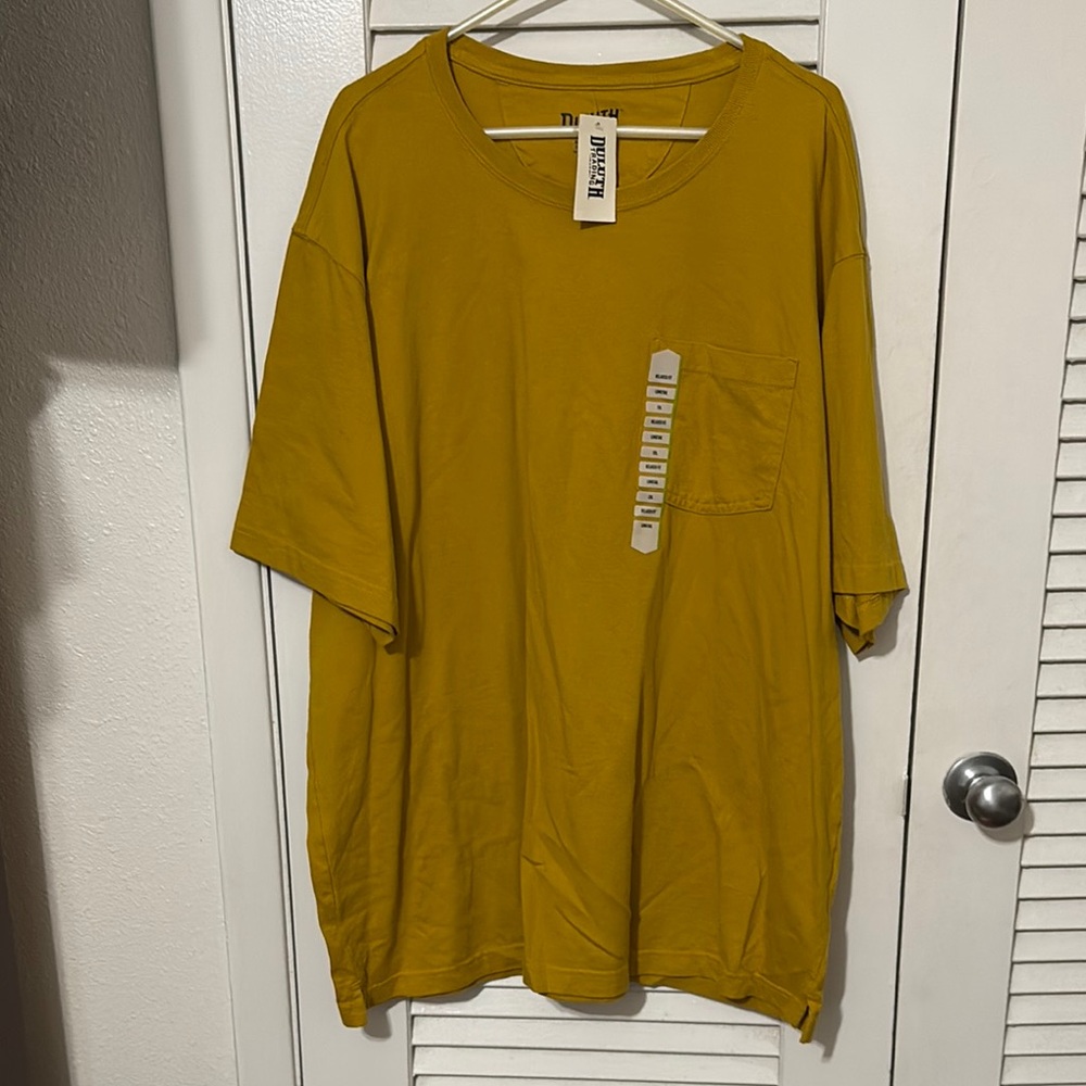 Duluth Trading Co Yellow Short Sleeve Tee
